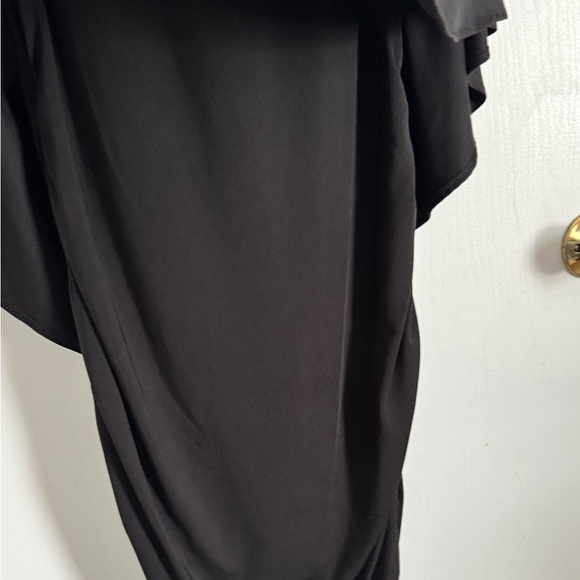 Elegant Black Off-Shoulder Dress – Women’s Size L, Cocktail/Evening Style - Picture 4 of 4